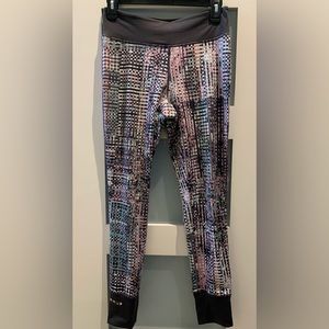 Jessica Simpson “The Warm Up” leggings - Size medium